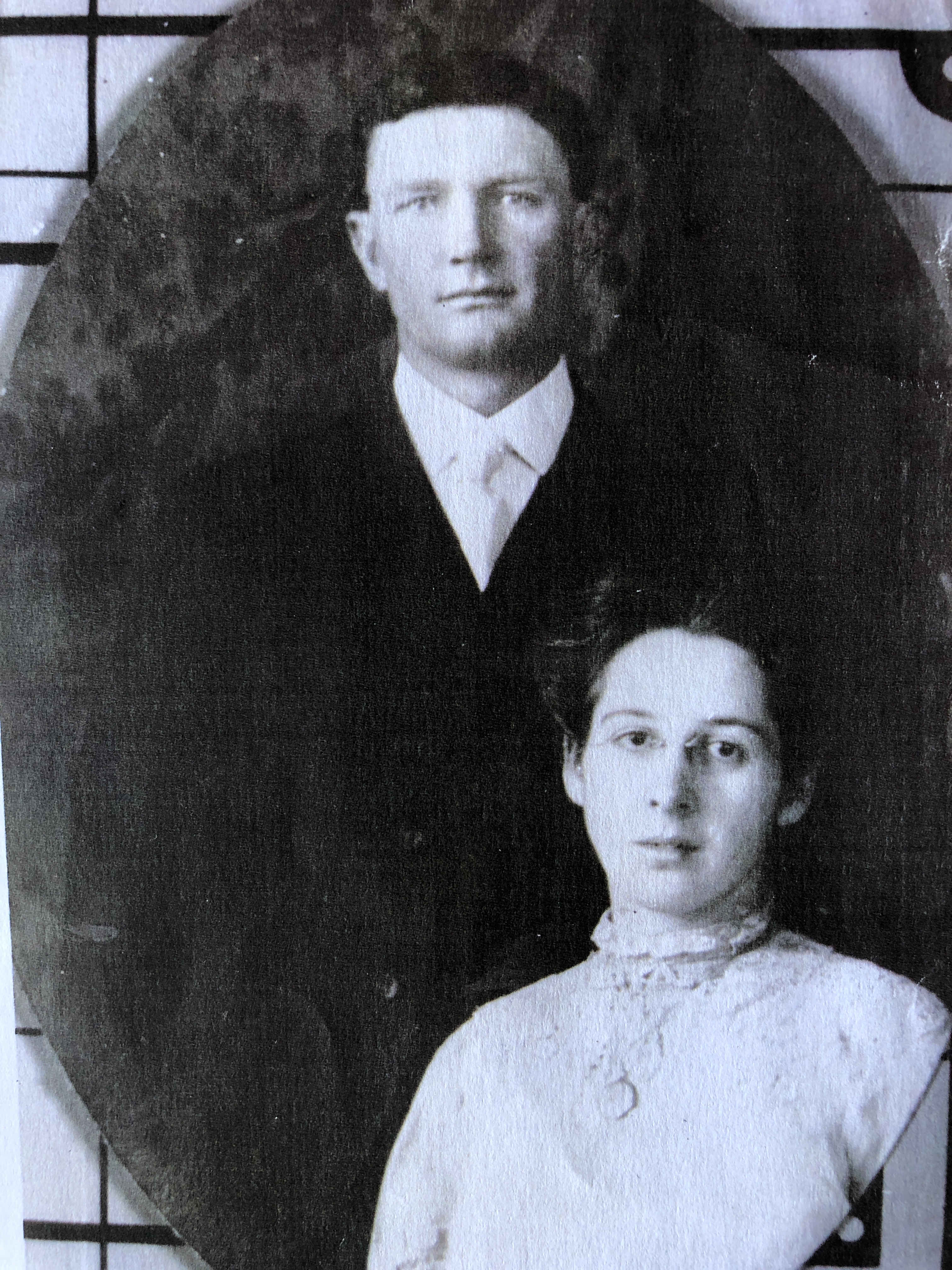 B30E8CF8-FB9F-452D-A60D-ED4033439A31